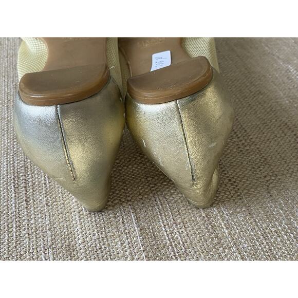 STUART WEITZMAN Leather Studded Cap-toe Mesh Tipper Flats shoes Women Gold 8.5 M - Picture 8 of 9